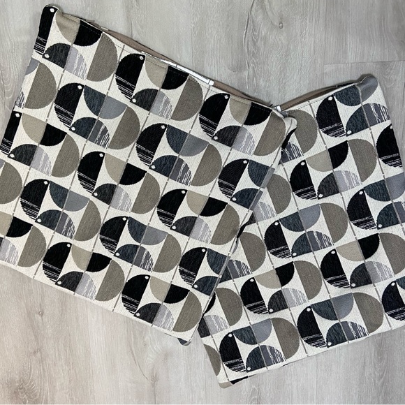 NEW! Pillow Covers Set of Two 18”x18” - Picture 2 of 8